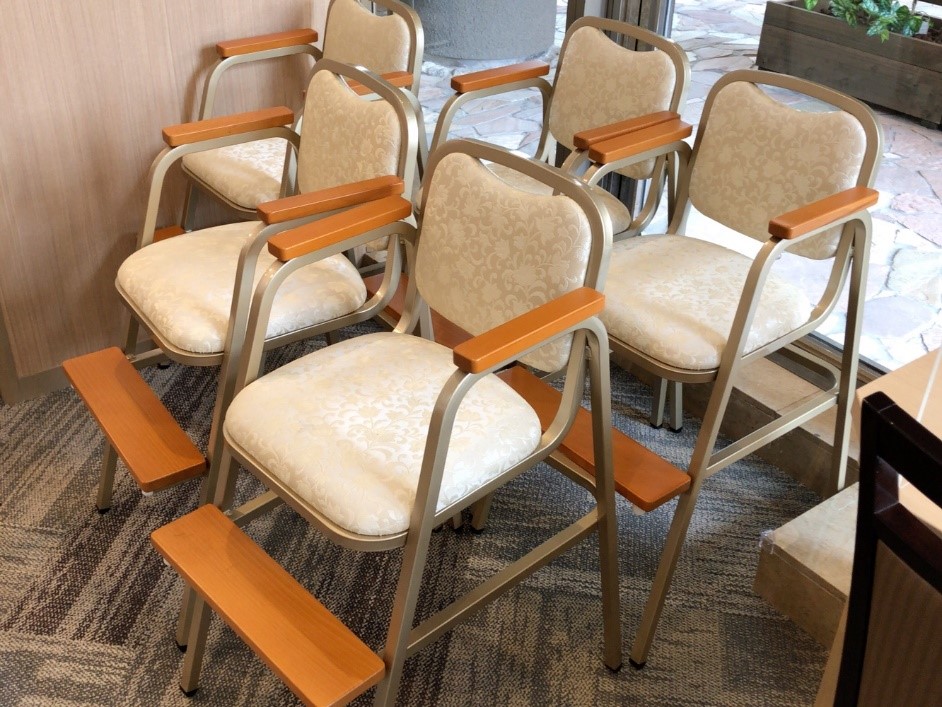 お子さま用いすあり