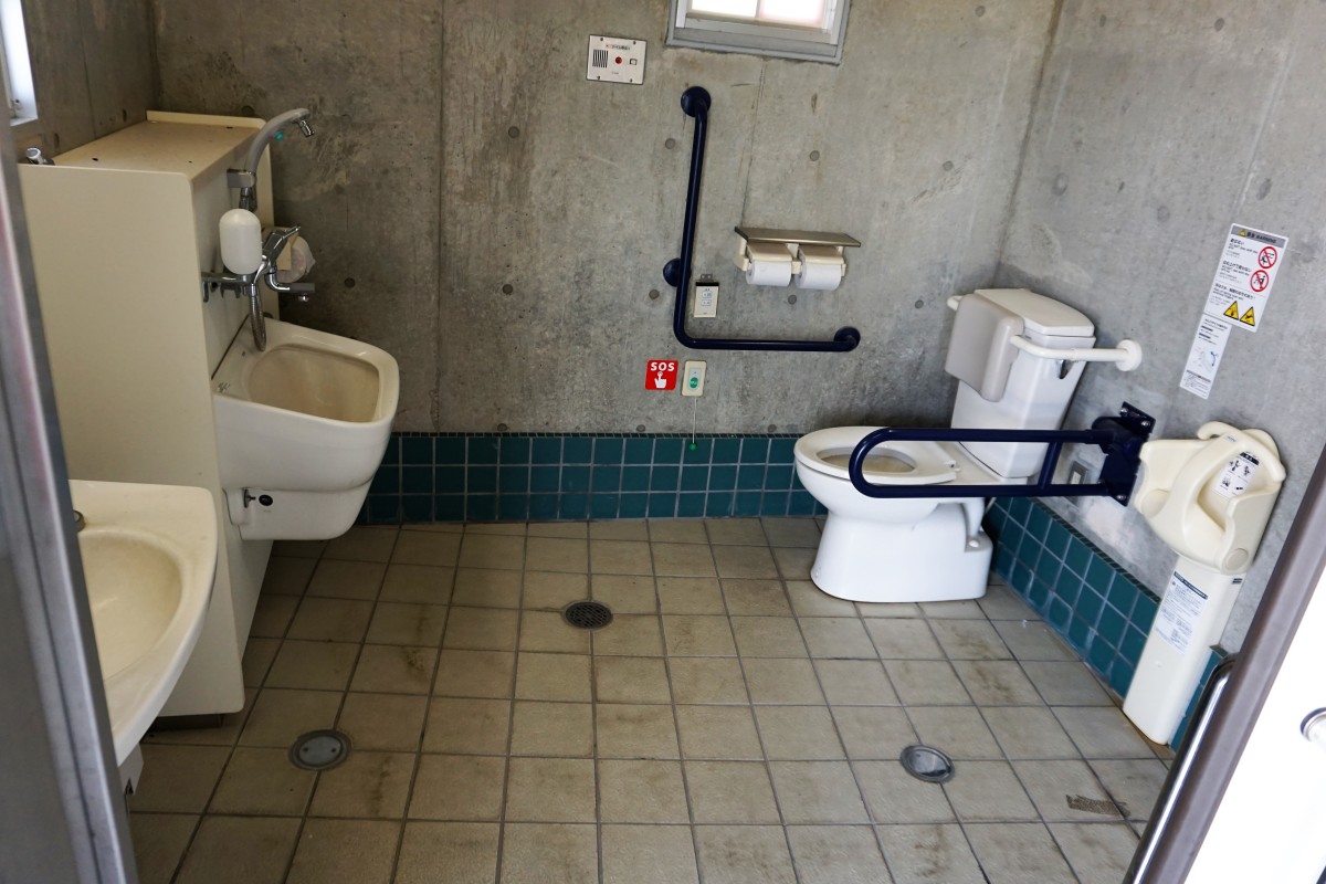 多目的トイレ内