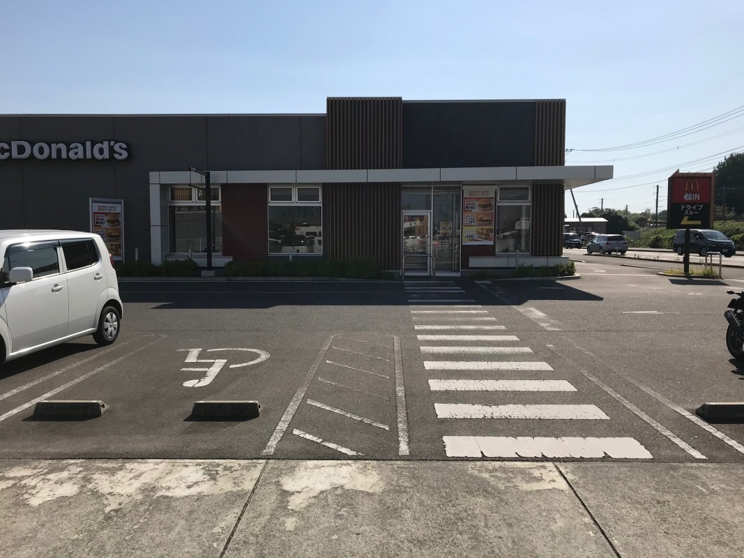 車椅子用駐車場