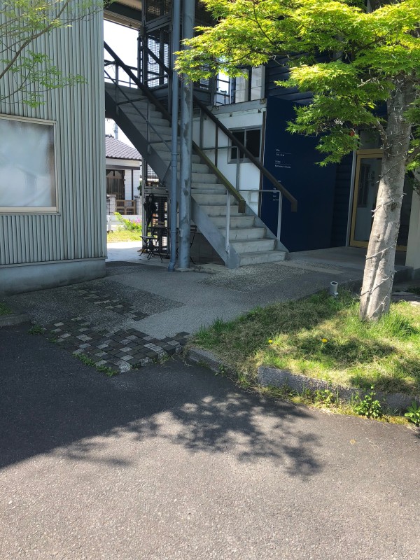 placeが入居するビル(店舗は2階)