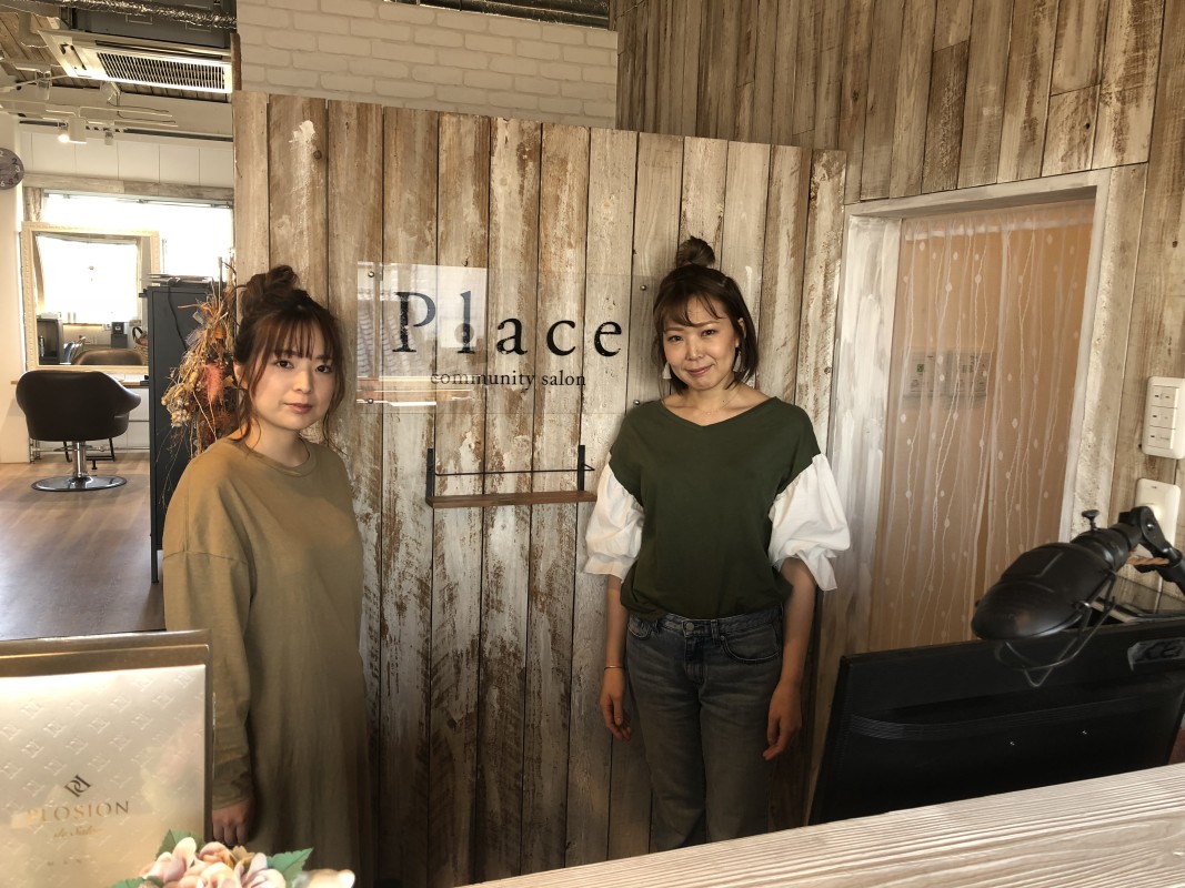 スタッフのHITOMIさんとRIEさん