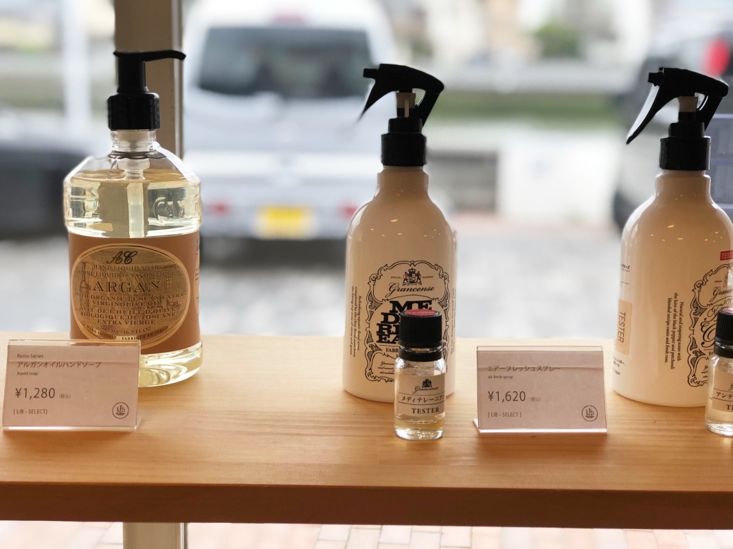 こだわりのセレクト商品が並ぶ