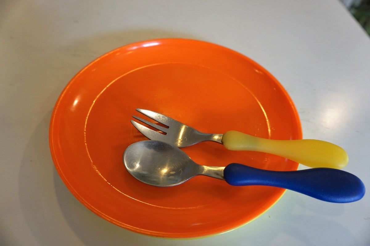 子ども用食器