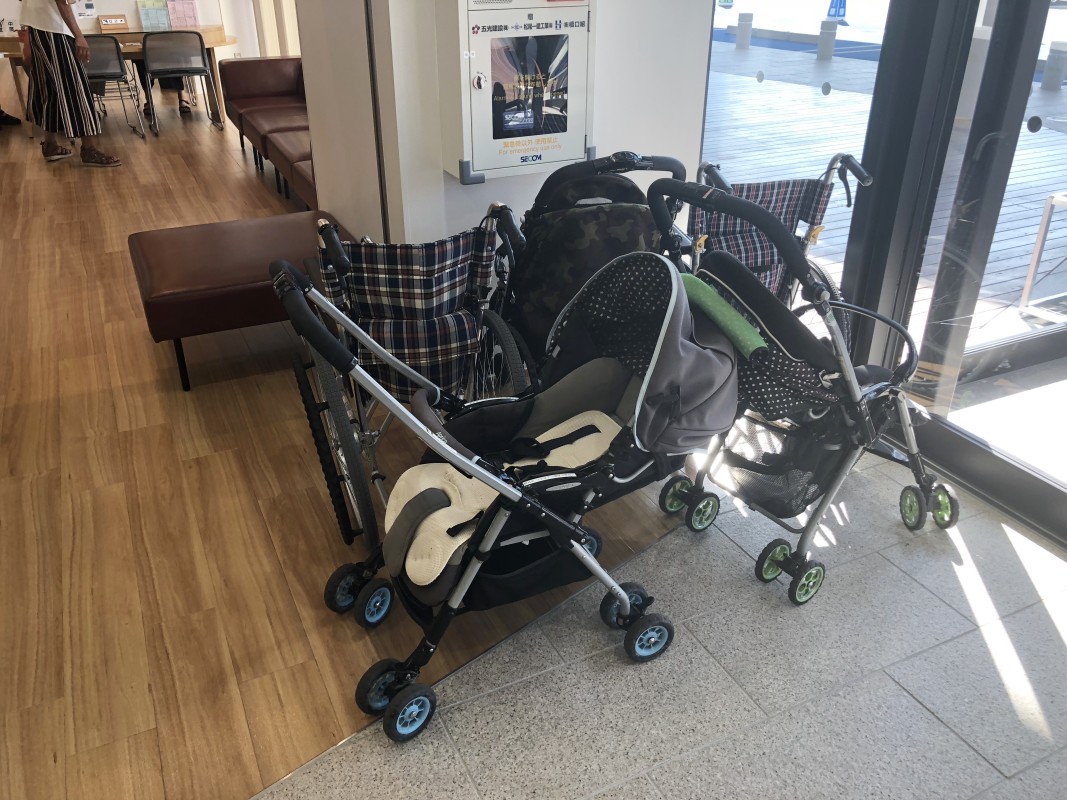 ベビーカー貸出し