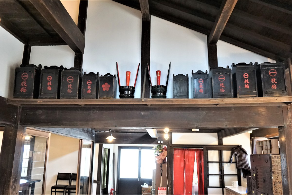 当時使われていた道具が並ぶ