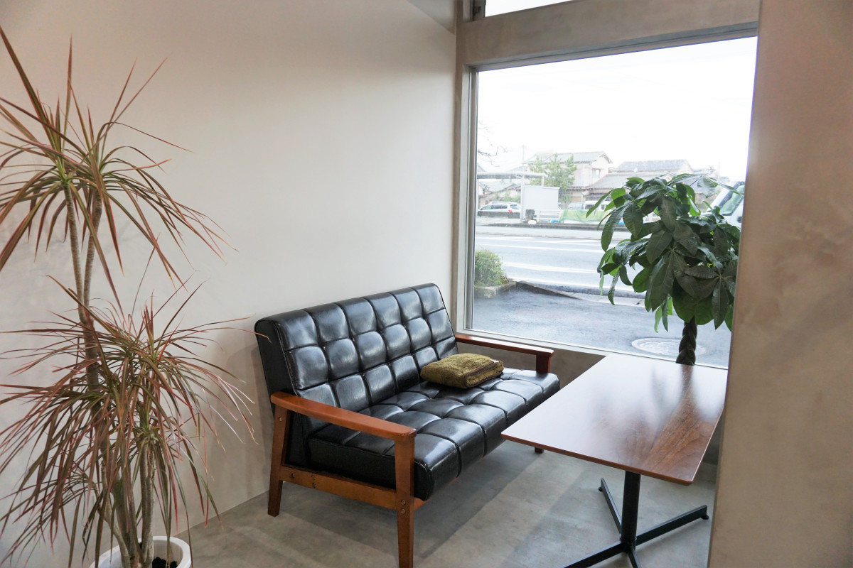 ソファ席にはコンセントあり