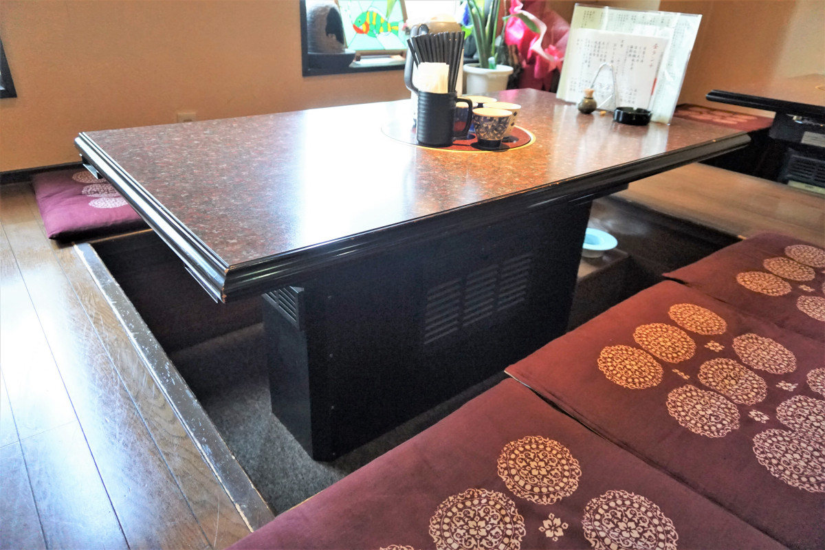 全席掘りごたつ