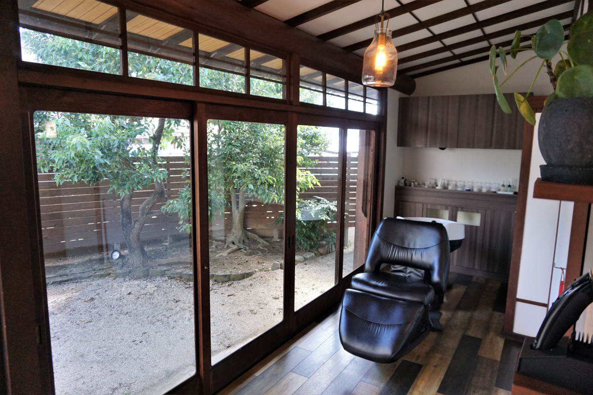 縁側にシャンプー台