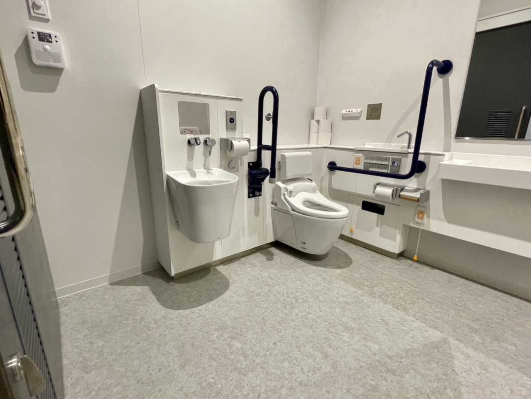 1Fみんなのトイレ2