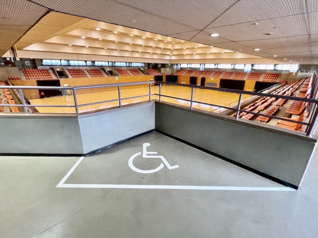 大競技場_車椅子席1