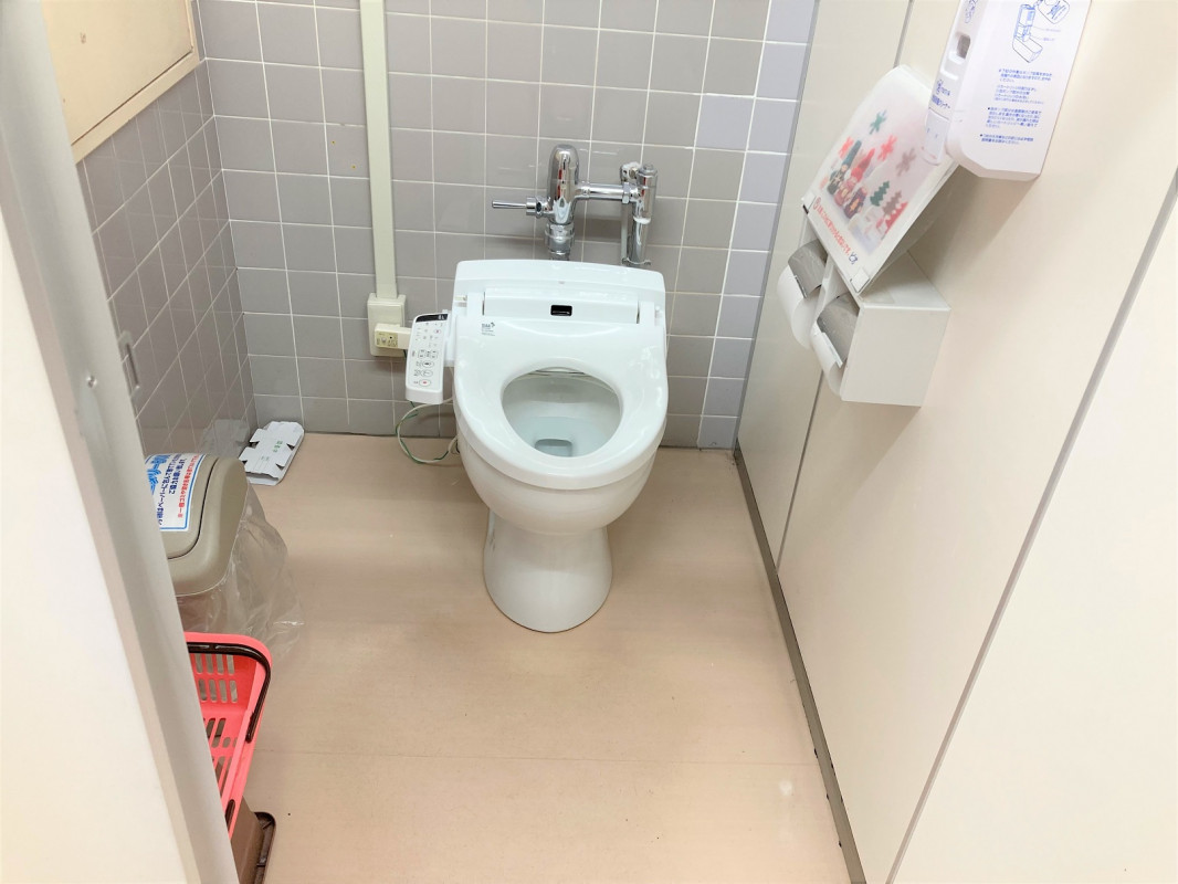 女性用トイレ