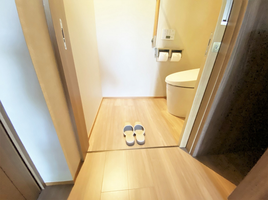 トイレ(客室)