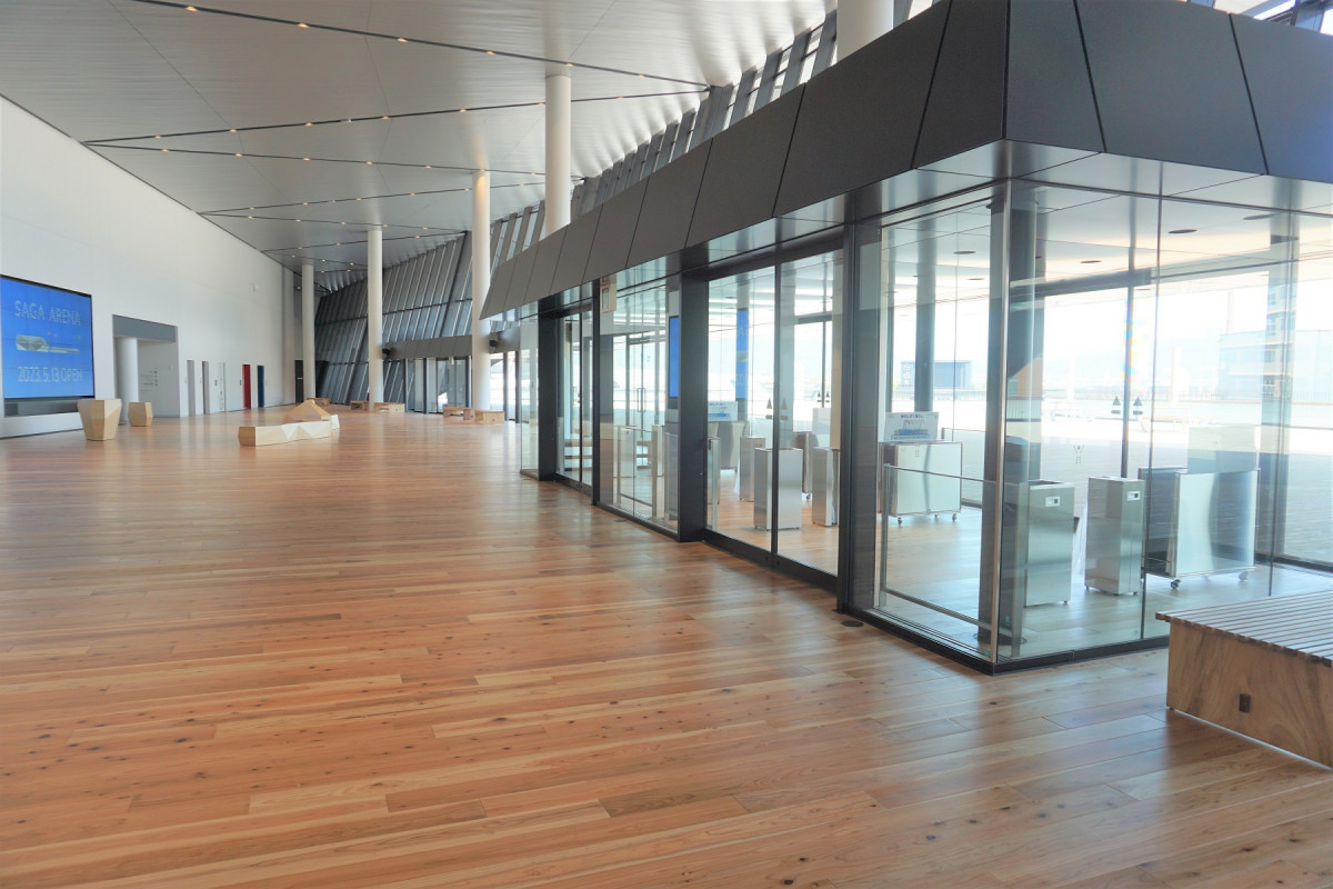 2階出入口フロア