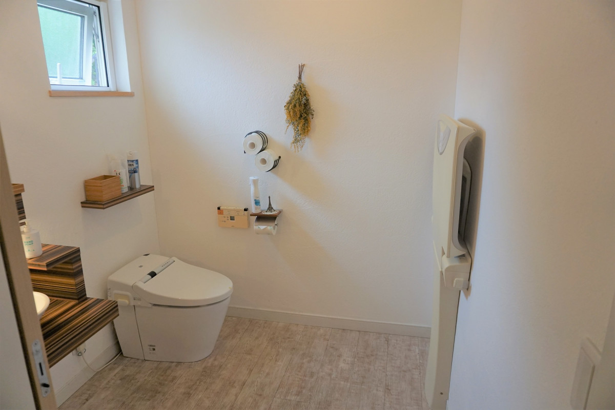 おむつ替えシートあります