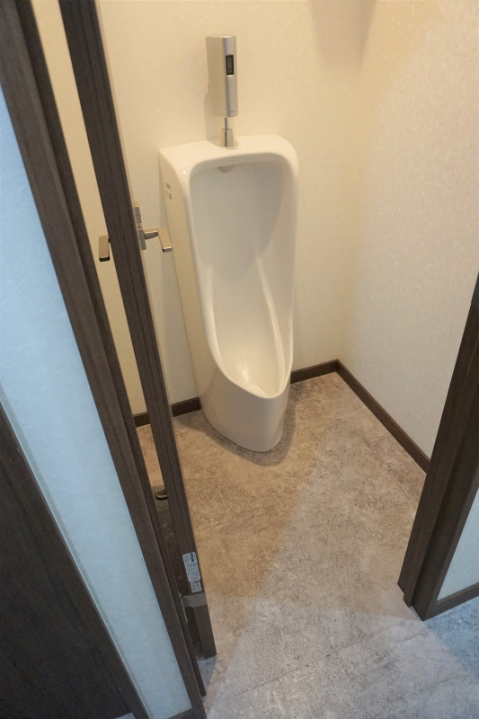 男性用トイレ