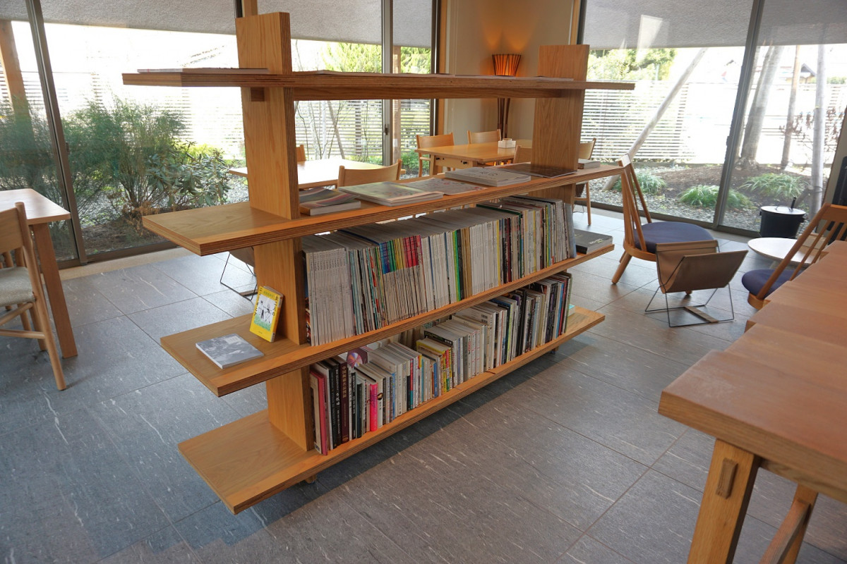 大人向けの雑誌あります