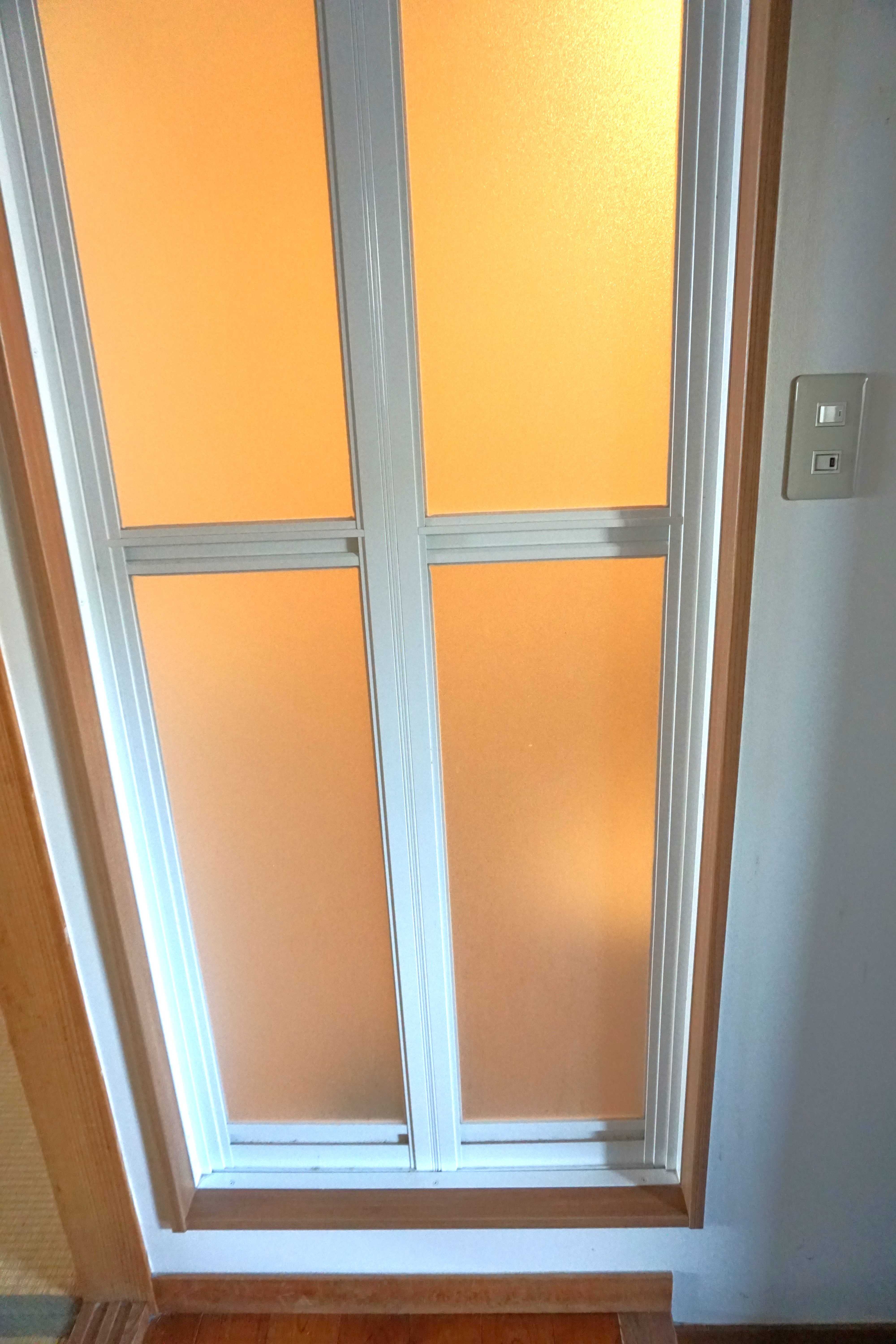 トイレ・浴室出入口