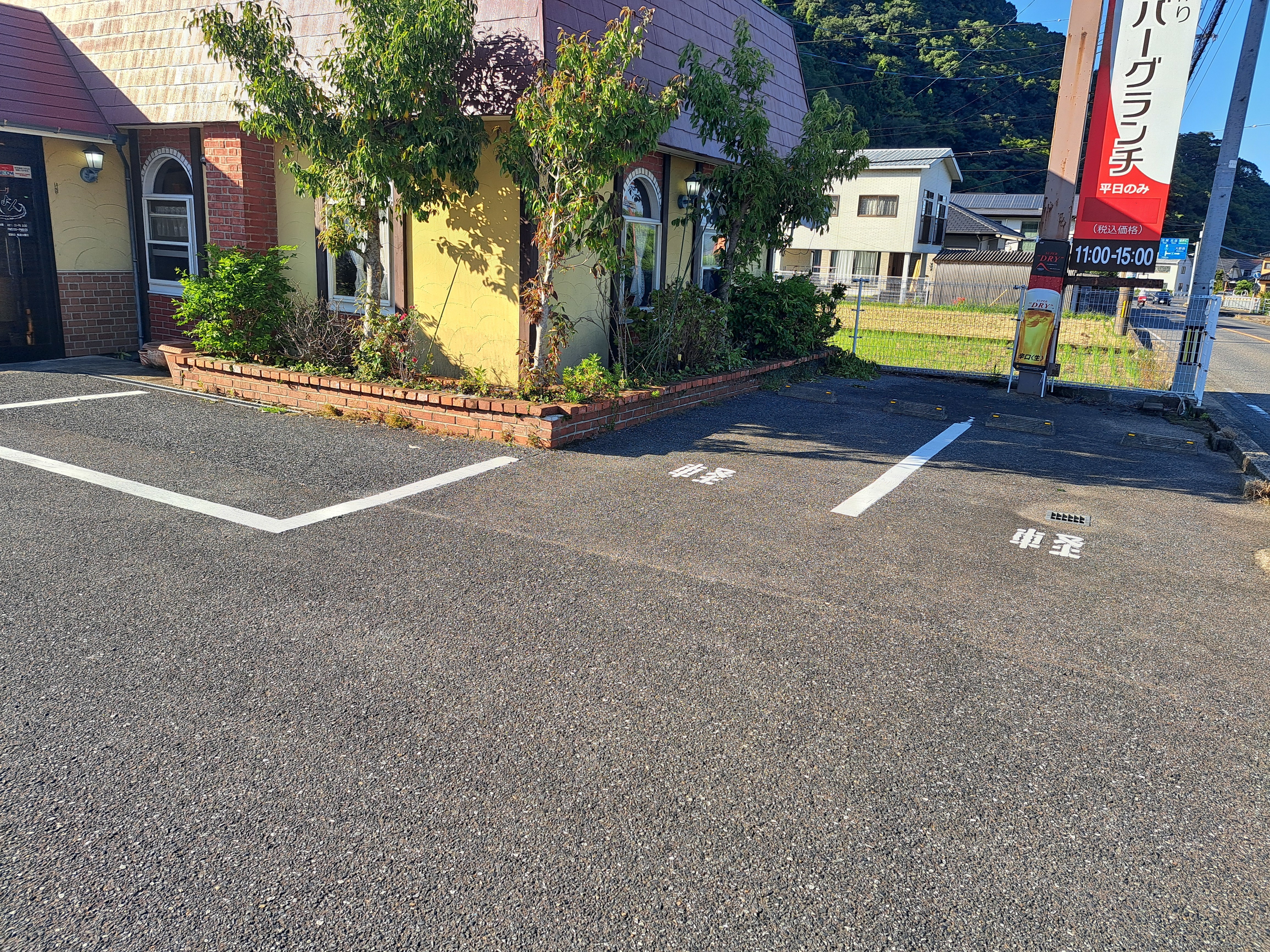 店舗横軽専用駐車場