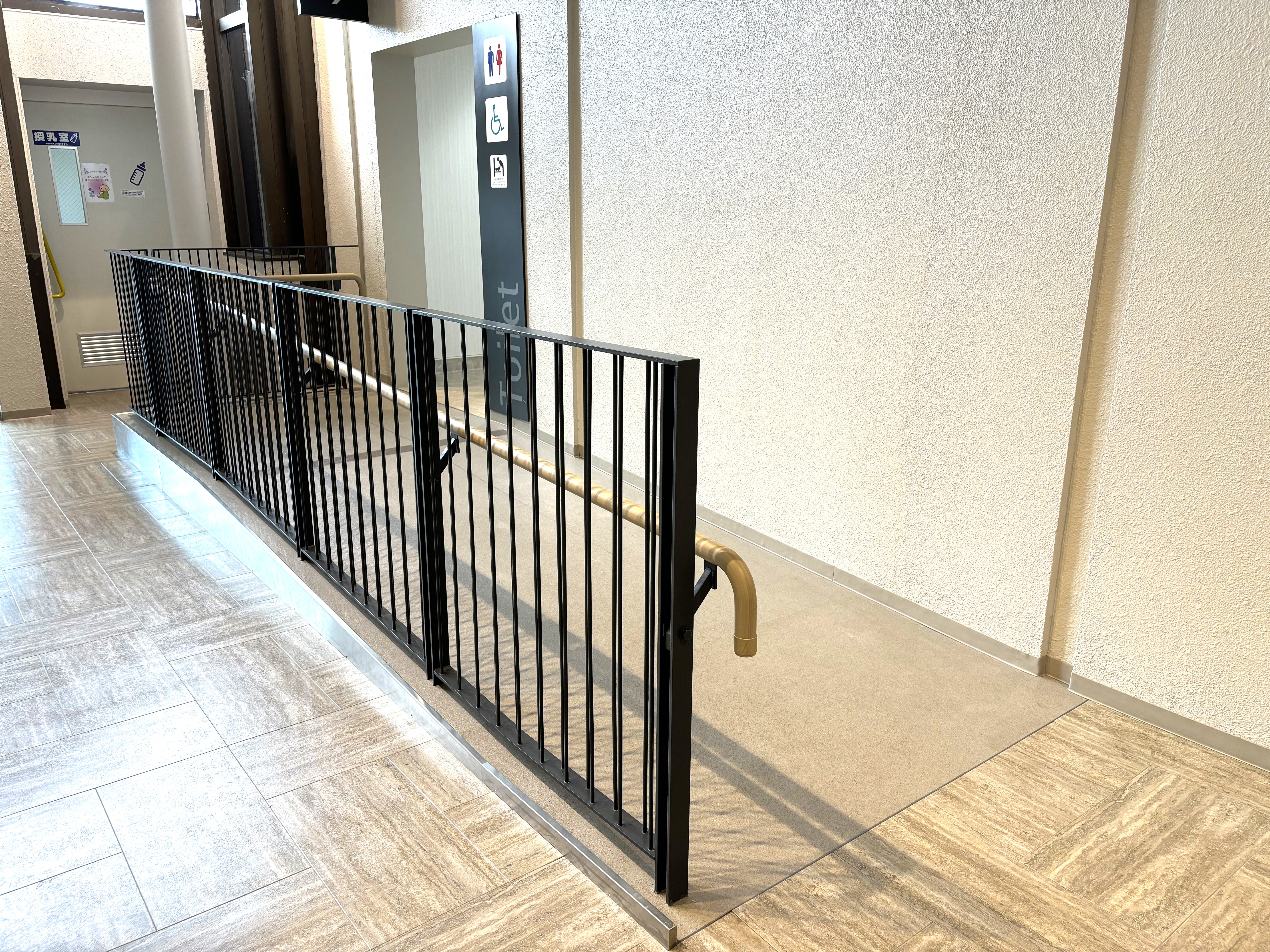 南入場口近くのトイレ