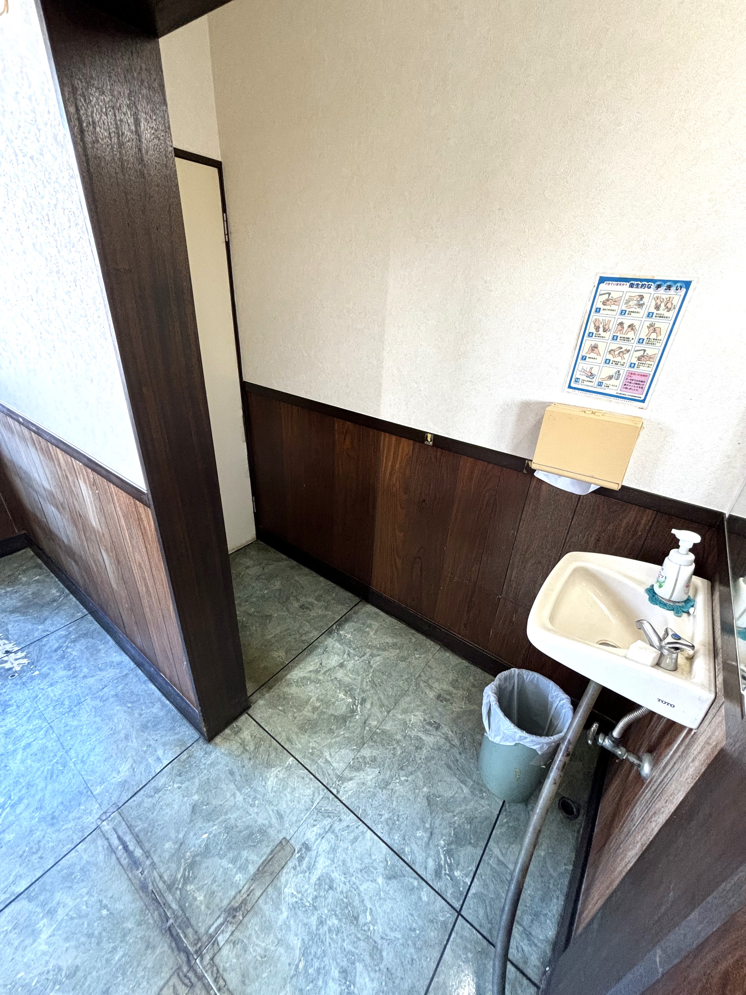 トイレまでの通路