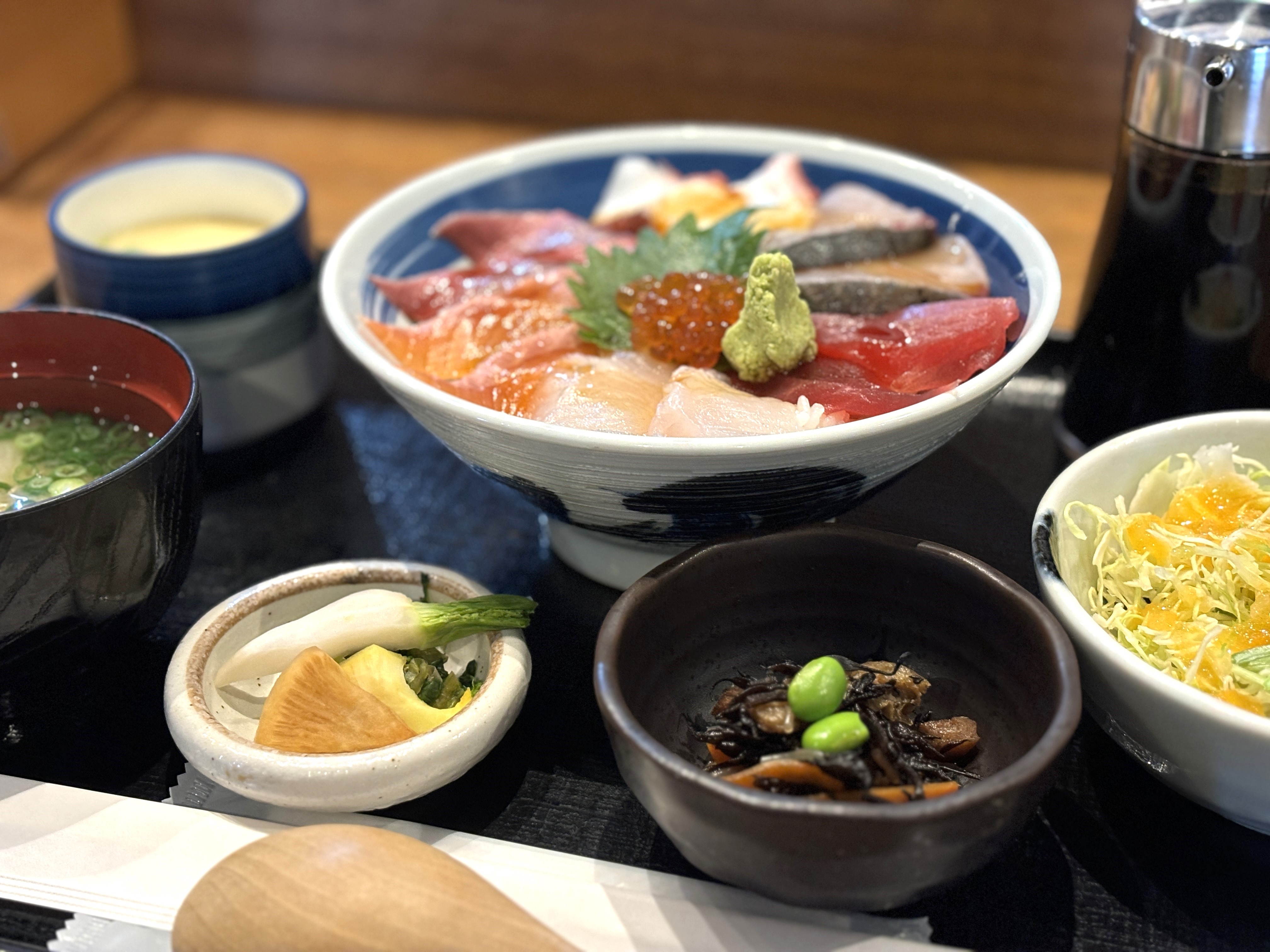 小鉢もついていています