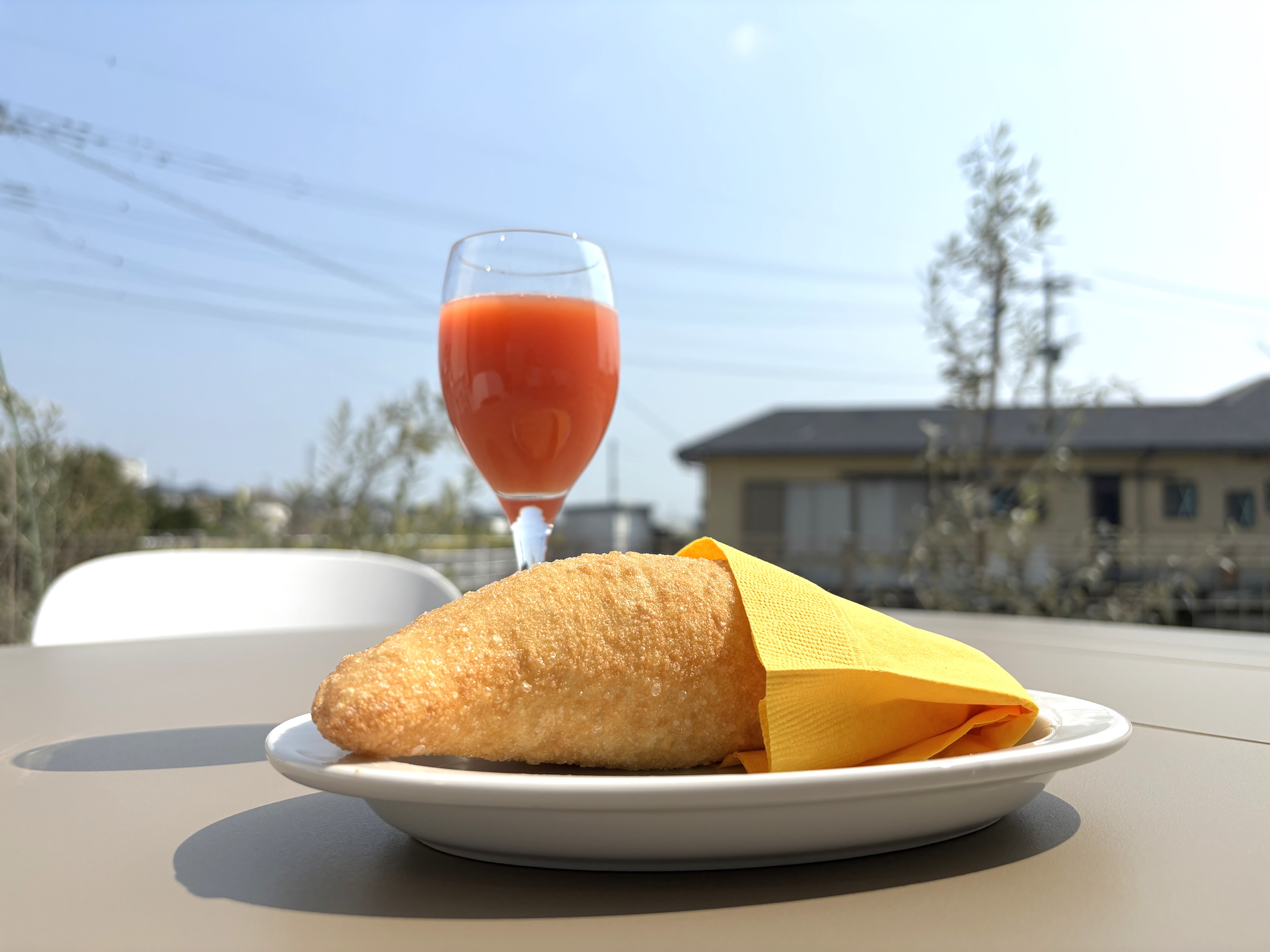 天気の良い日はデッキもご利用いただけます