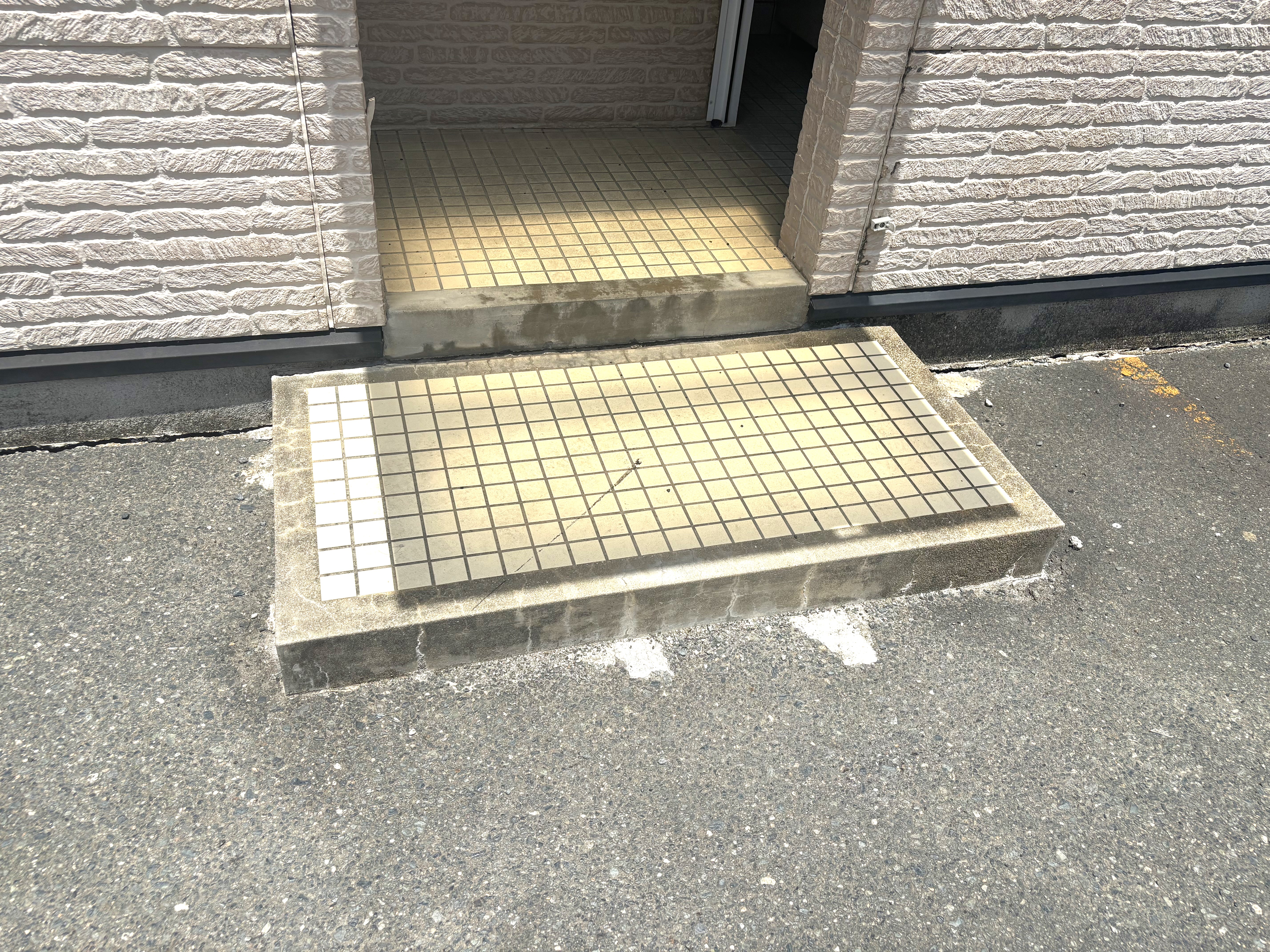 2段の段差があります