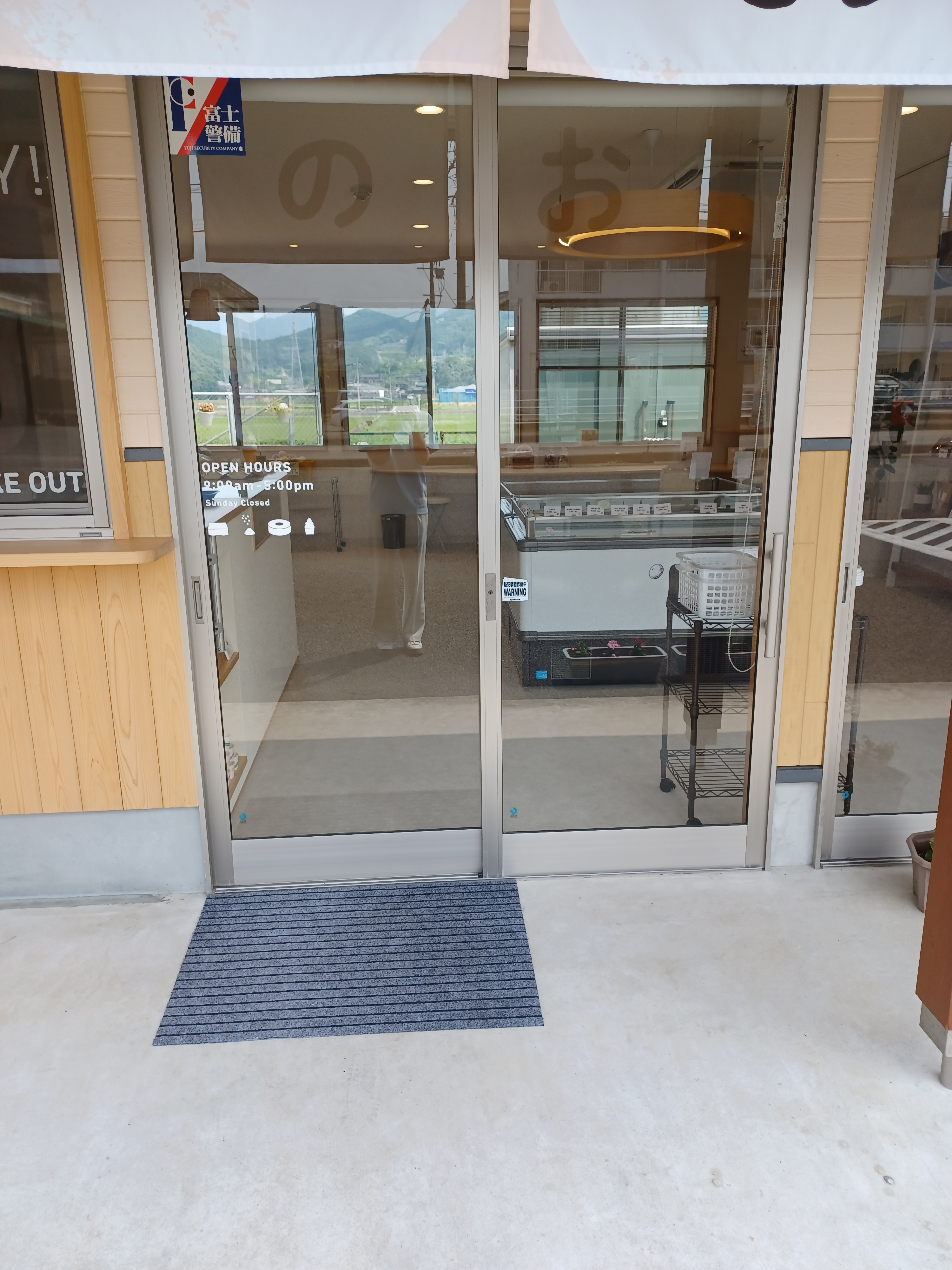 段差なく入店できます