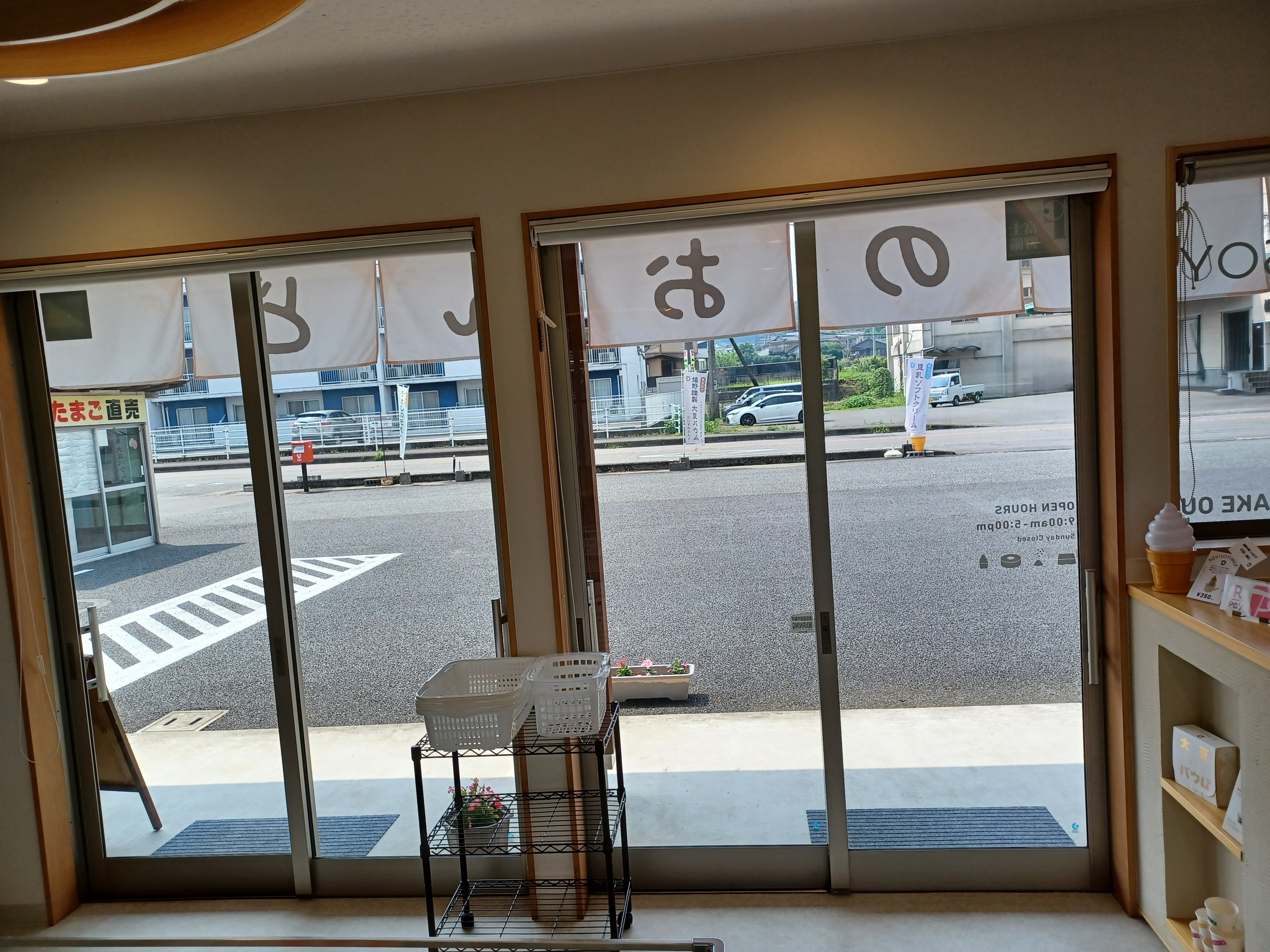 店内側からの出入り口