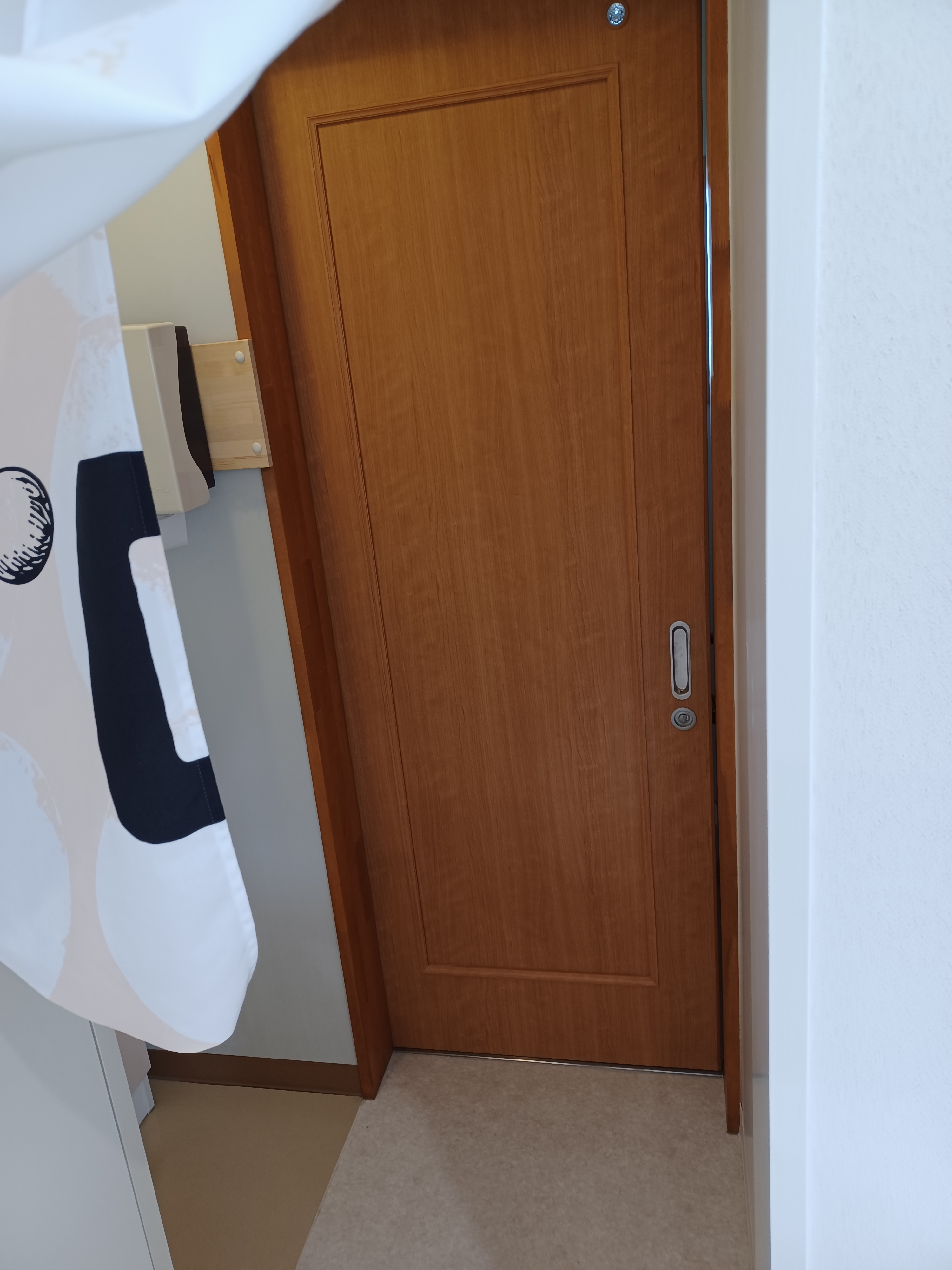 のれんをくぐった先に手洗い場があります