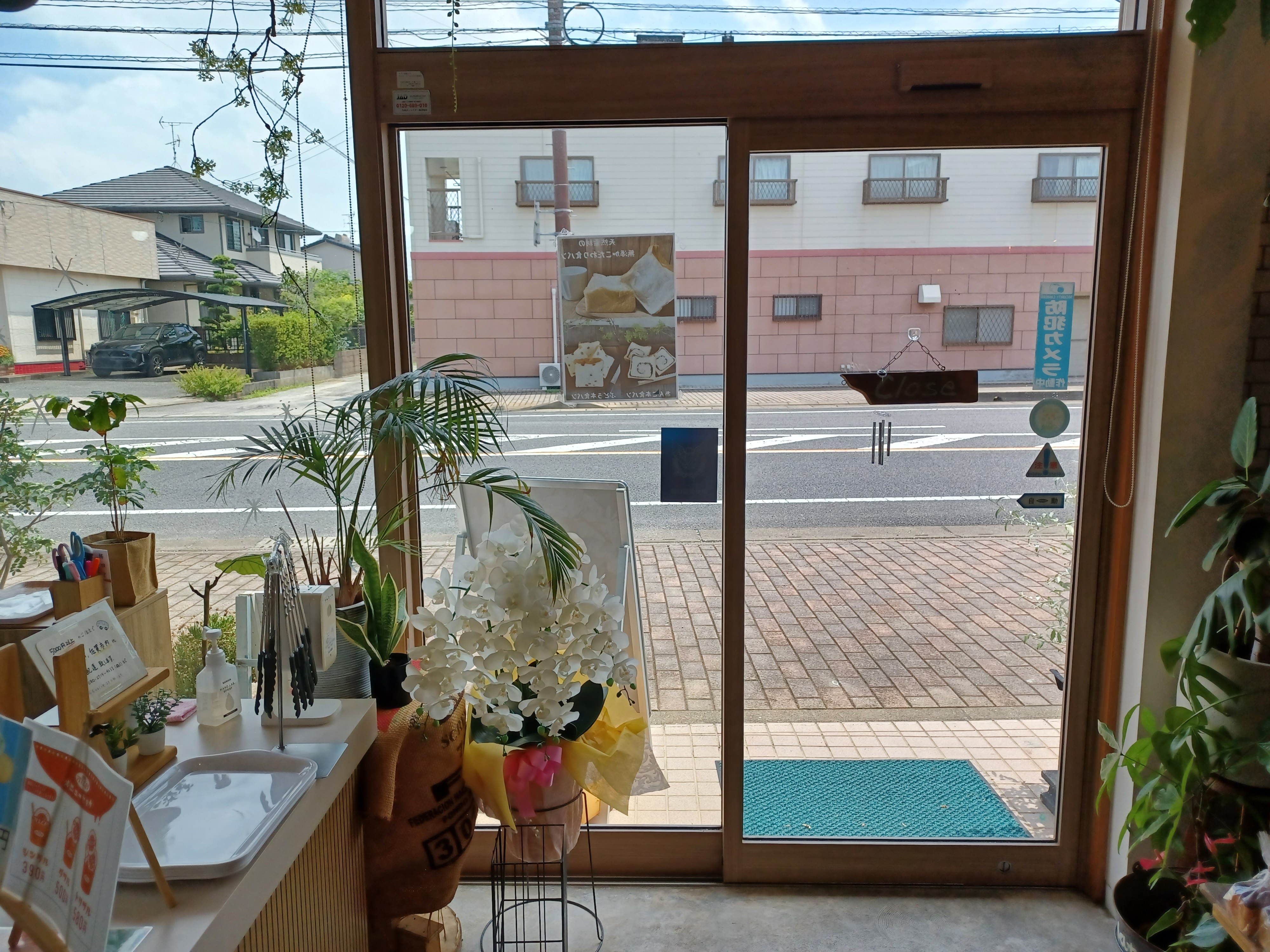 店内からの出入り口