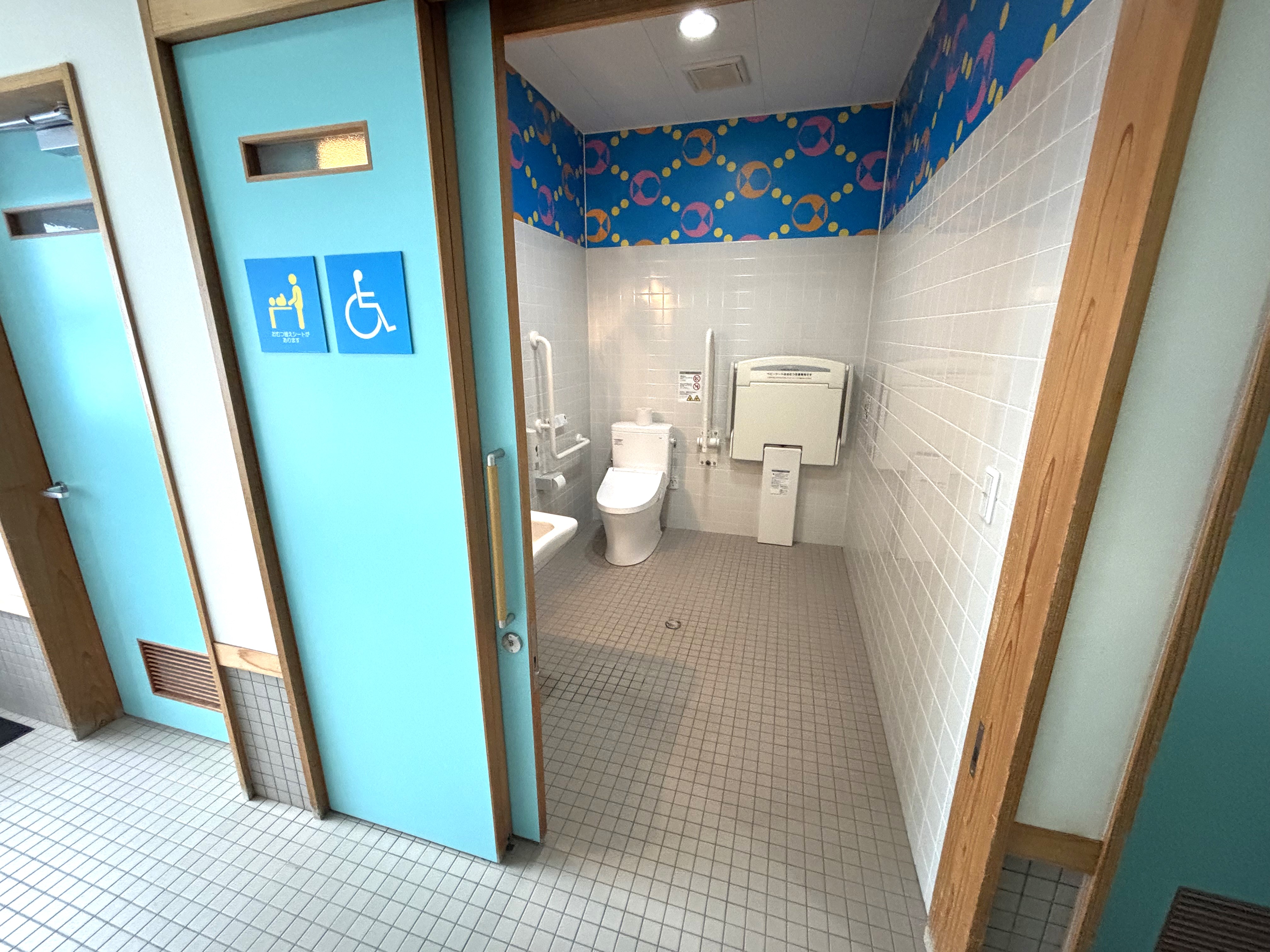 バリアフリートイレあります