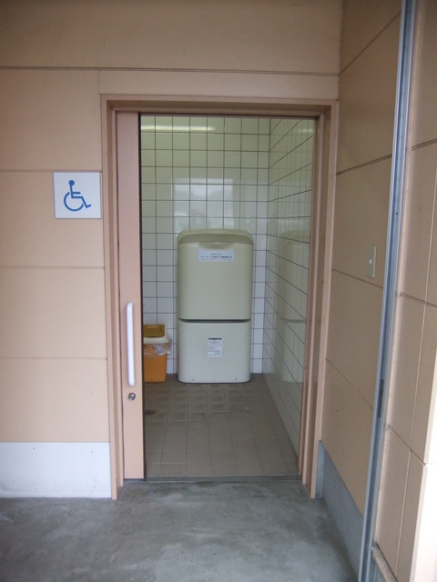 トイレ入口